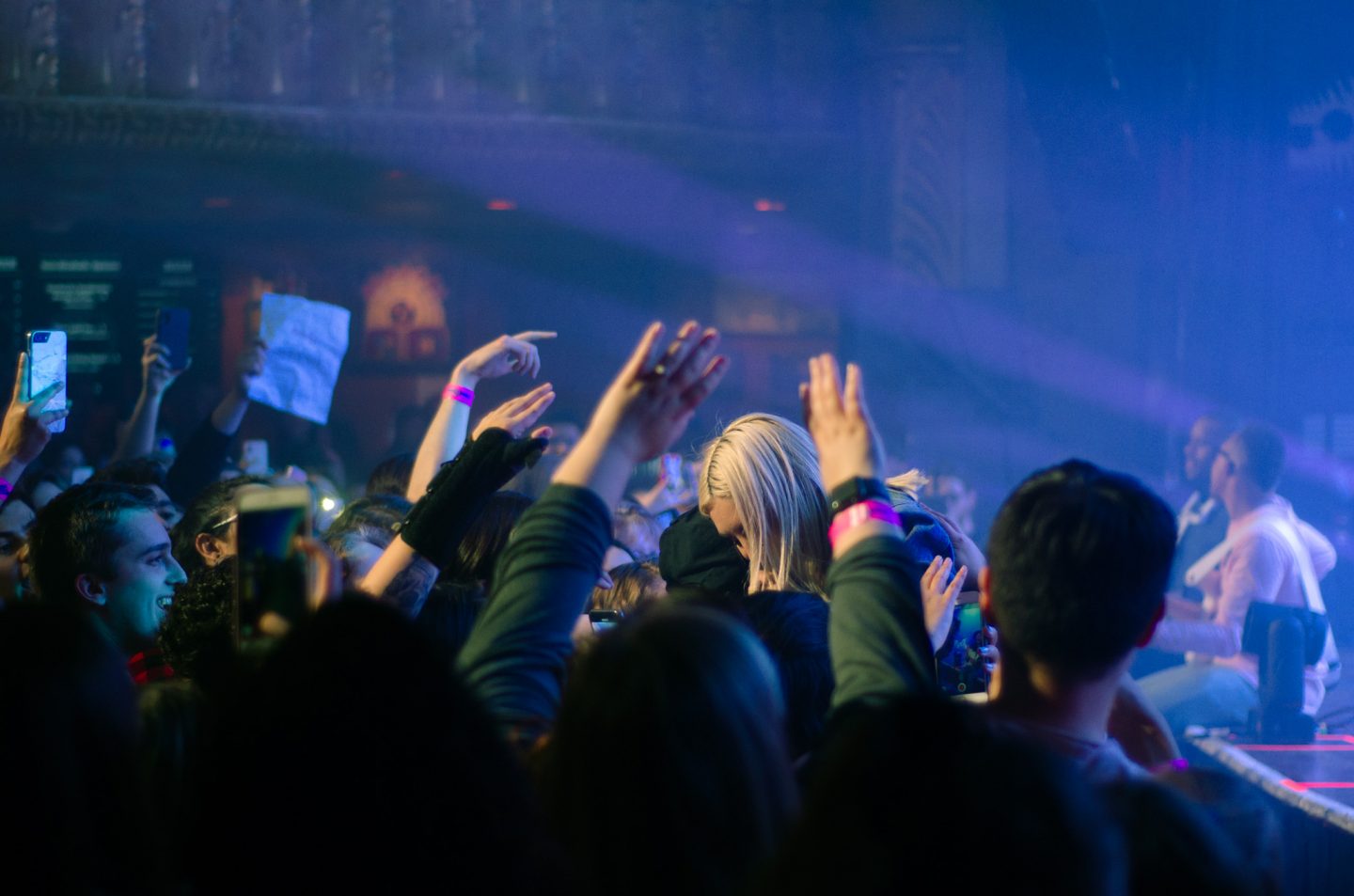 Julia Michaels at House of Blues Chicago by Kaelyn Dodd Photography