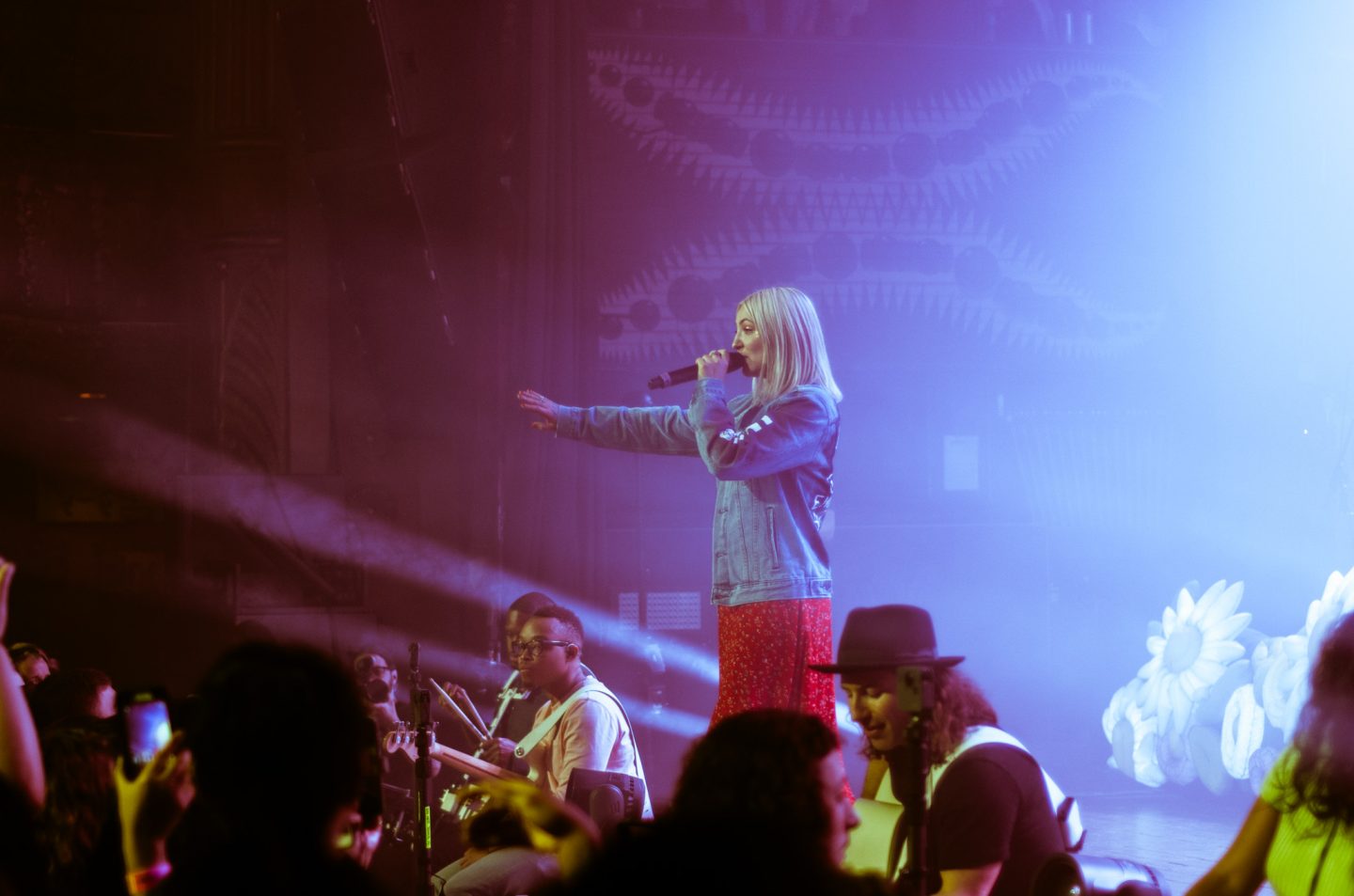 Julia Michaels at House of Blues Chicago by Kaelyn Dodd Photography