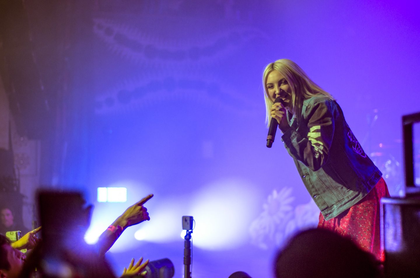 Julia Michaels at House of Blues Chicago by Kaelyn Dodd Photography